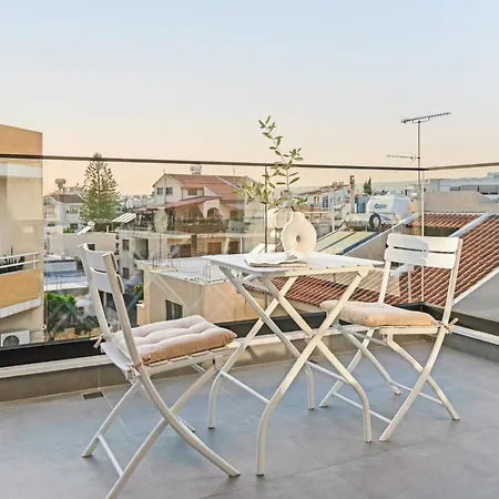 Apartment Sanders Crystal 1 *