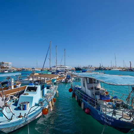 Sanders Crystal 1 * Limassol